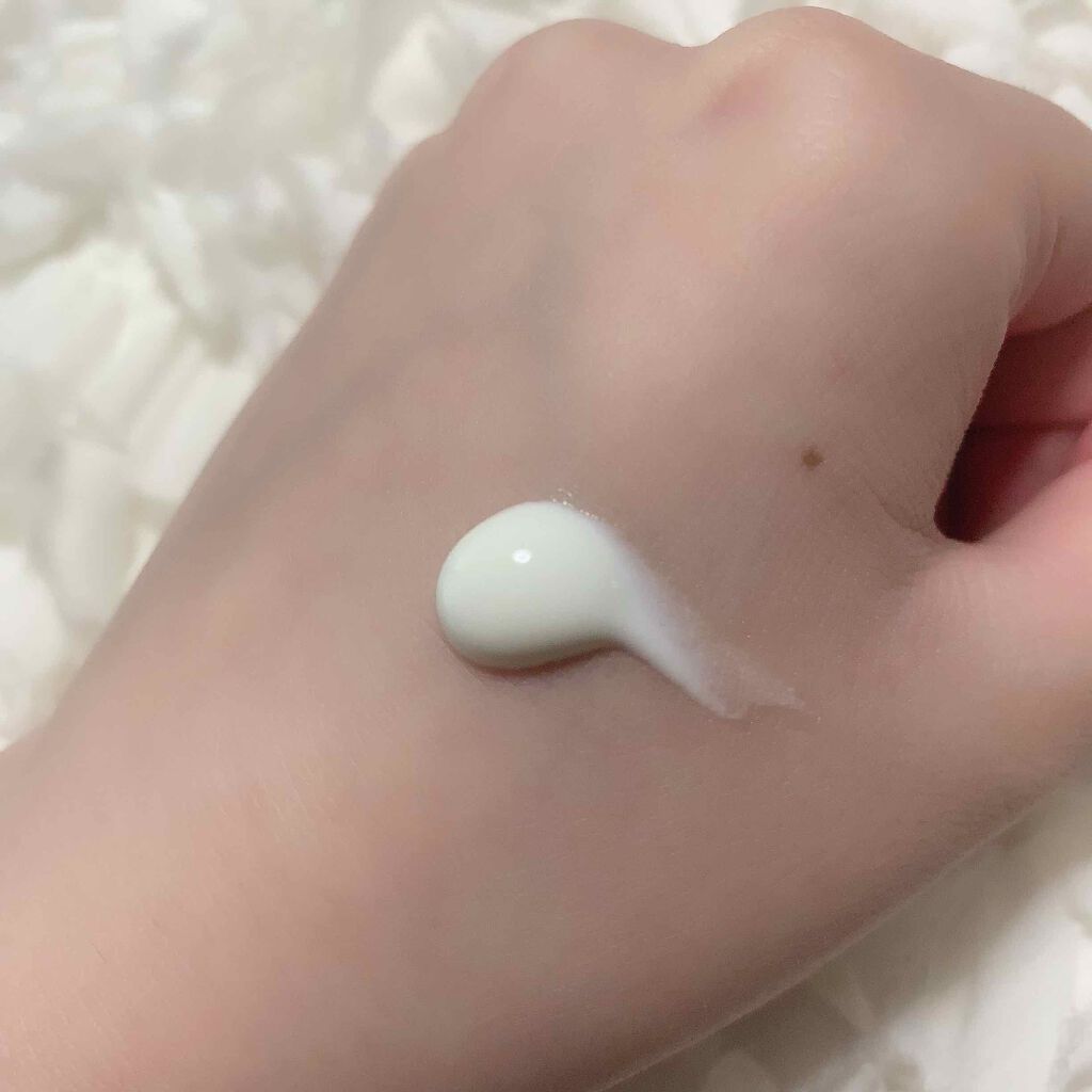 Sun Crush！UV essence 〜向日葵〜/Shiro no Sakura./日焼け止めクリームを使ったクチコミ（2枚目）