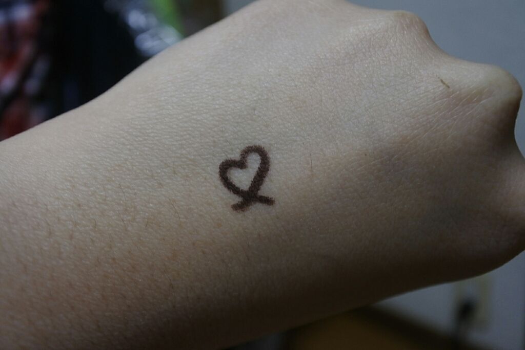 リシェ スーパースリム ジェルライナー/Visée/ペンシルアイライナーを使ったクチコミ（2枚目）