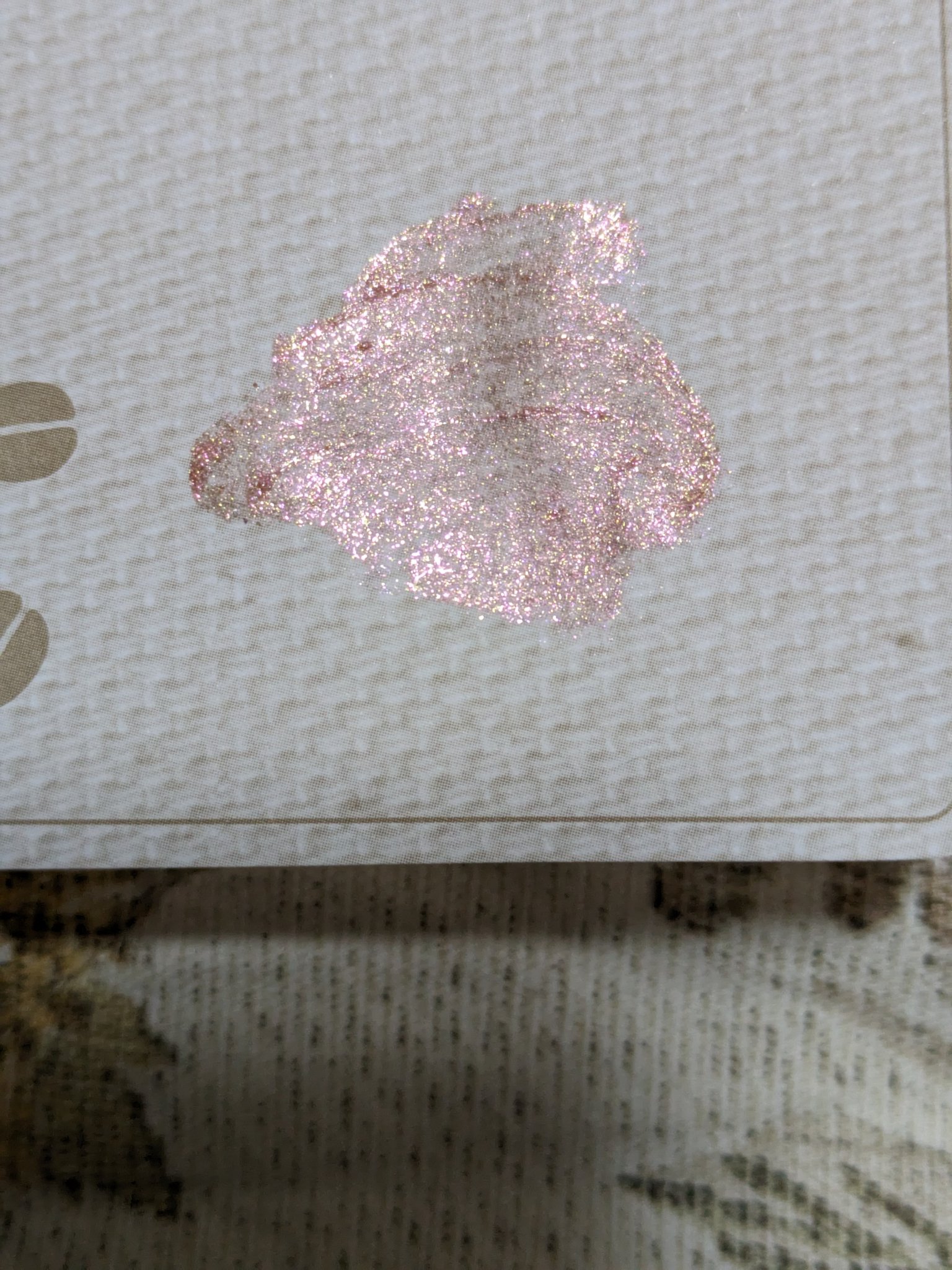 リキッド アイ グリッター/stimmung/グリッターを使ったクチコミ（2枚目）