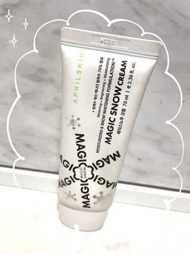 ⭐️APRILSKIN MAGIC SNOW CREAM⭐️


内容量→70g

韓国渡航ができない時はQoo10で購入してます。
1500円前後で購入できます。
かれこれ10年以上使い続けている下地