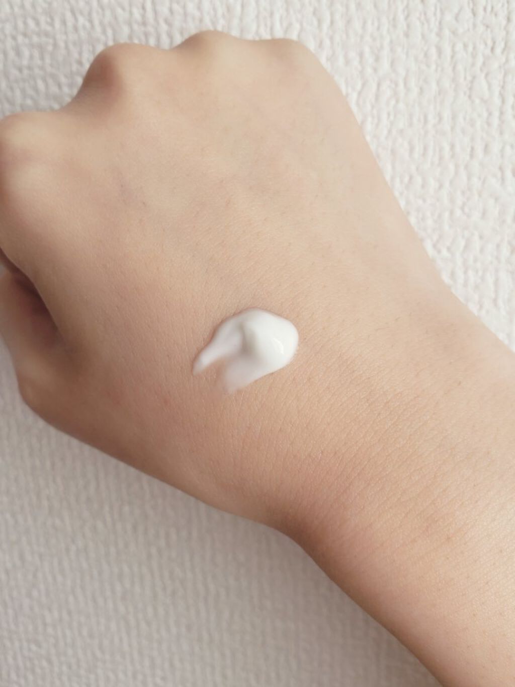 ローヤルゼリーもっちりジェル/なちゅライフ/オールインワン化粧品を使ったクチコミ（2枚目）