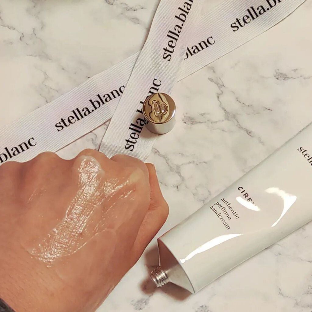 ここま@コスメ投稿ある方フォロバ on LIPS 「ステラブラン オーセンティックパフュームハンドクリームをお試し..」(4枚目)