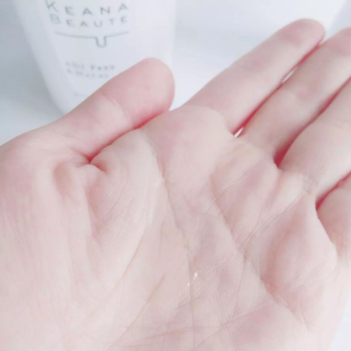 毛穴肌ひきしめ化粧水/ケアナボーテ/化粧水を使ったクチコミ(4枚目)