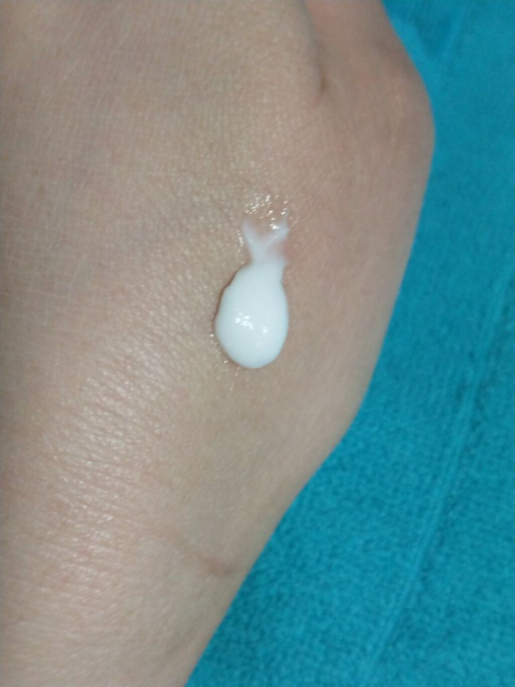 ハンドクリーム マンゴー・キウイ マンゴー・キウイ 200ml/SABON/ハンドクリームを使ったクチコミ（2枚目）