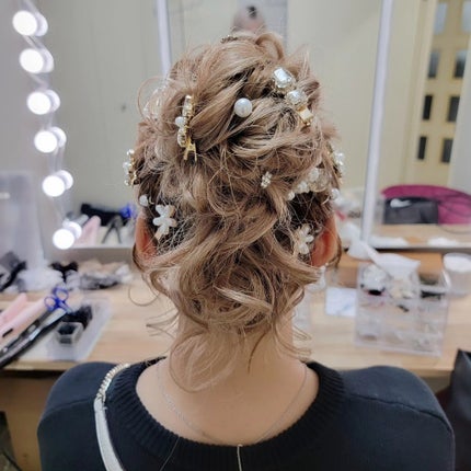 ヘアメイクみどり【YouTube】 on LIPS 「超可愛い❣️ゆるふわお団子❣️これからの季節に人気が出てくるゆ..」(3枚目)