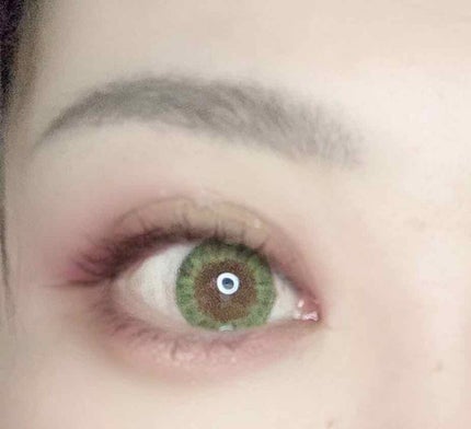 フラワーアイズ ワンデー/株式会社ビューフロンティア/ワンデー(1DAY)カラコンを使ったクチコミ(2枚目)