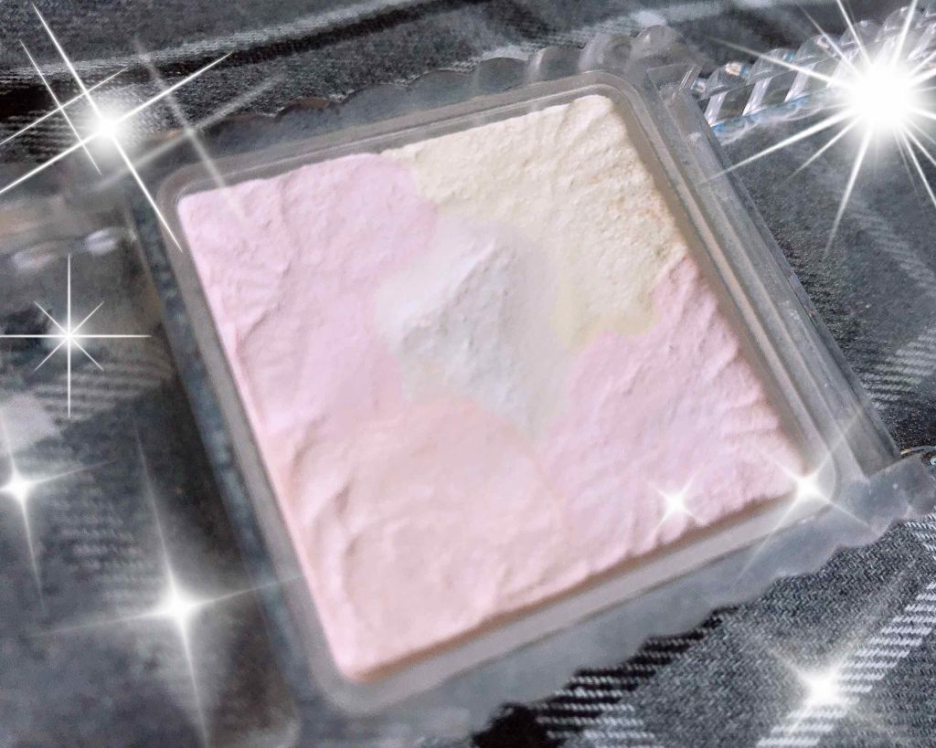 グロウフルールハイライター/キャンメイク/パウダーハイライトを使ったクチコミ（2枚目）