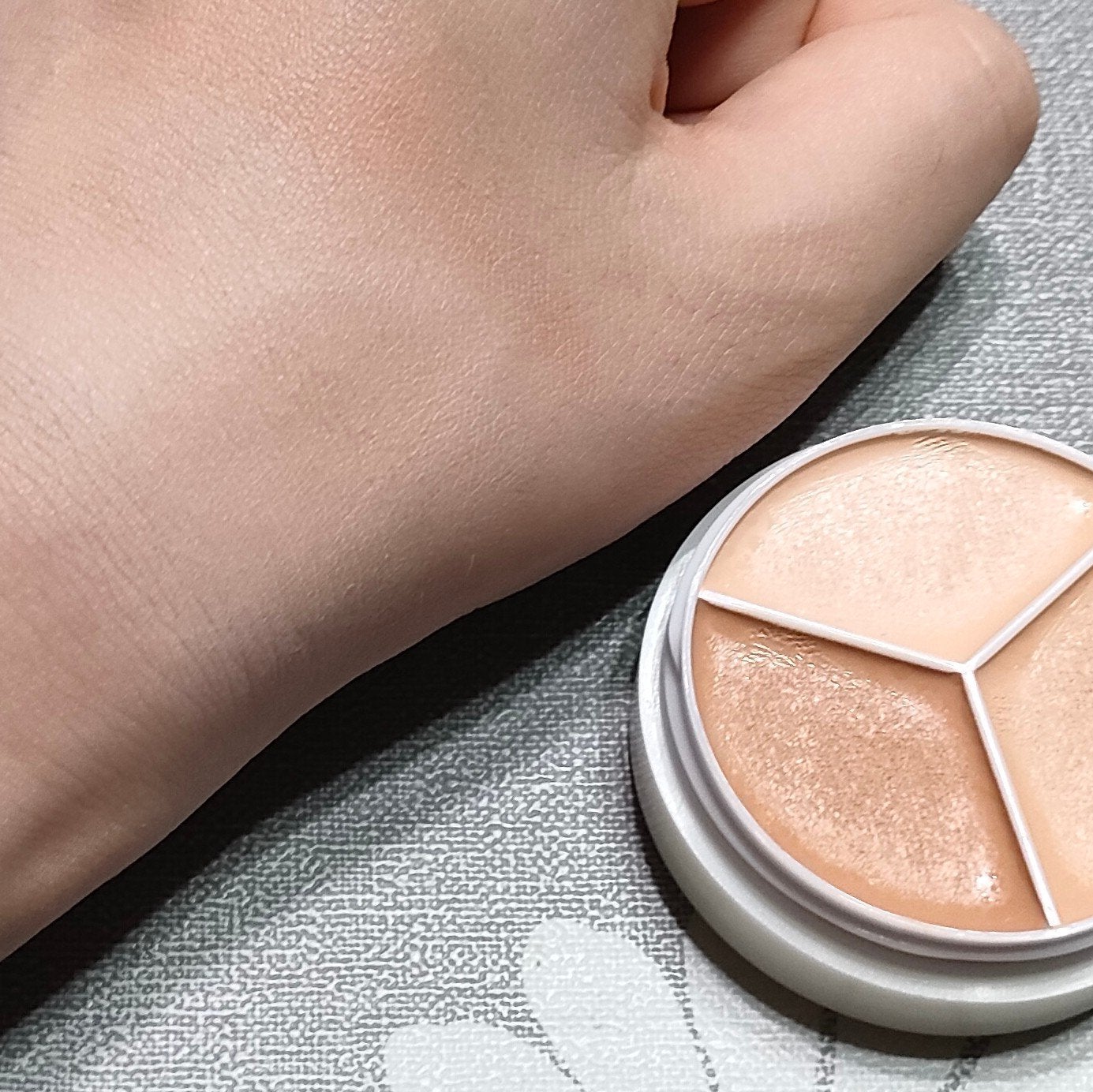 カバーアッププロコンシーラー/TFIT/パレットコンシーラーを使ったクチコミ(4枚目)