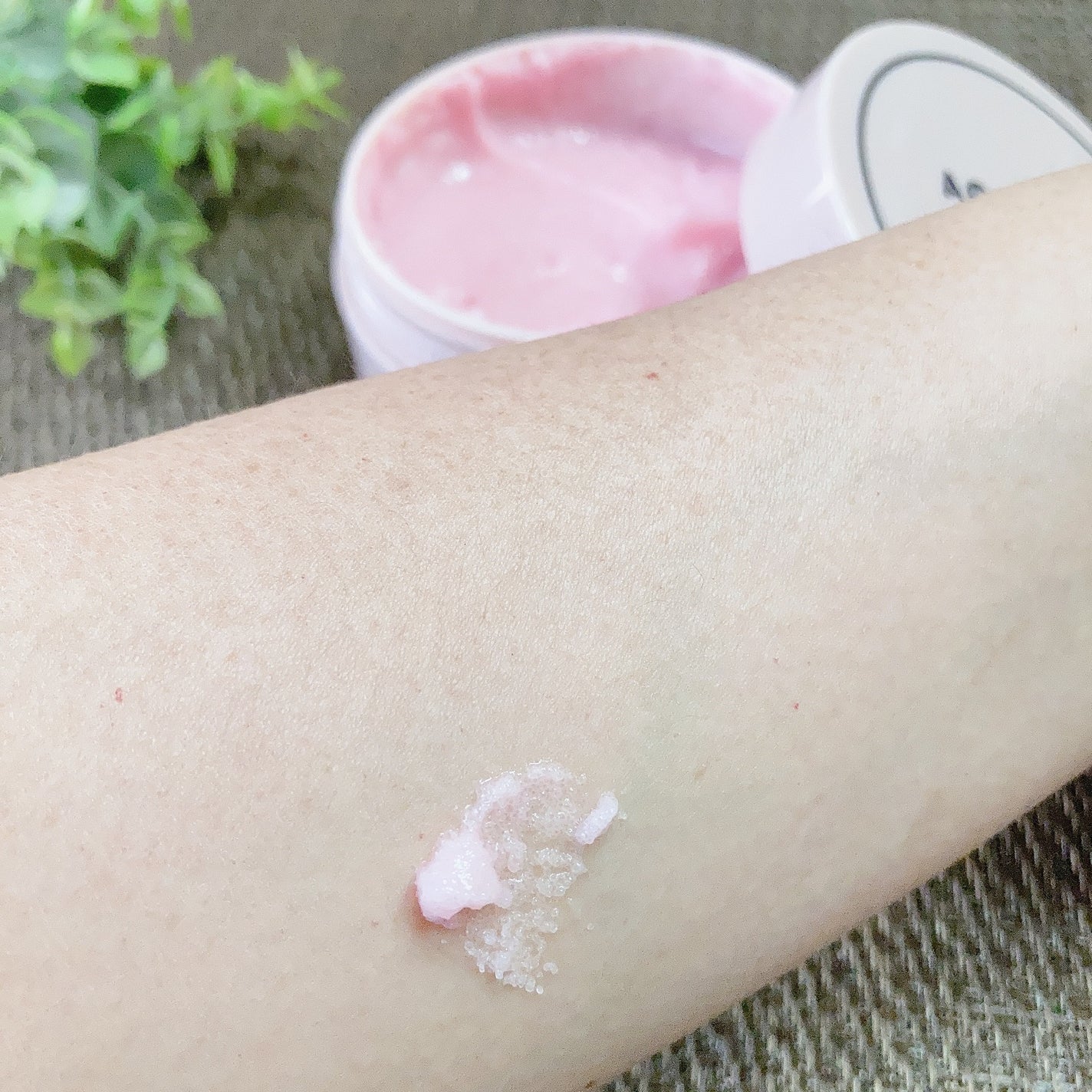 Q+Me スウィート ボム タラソ スクラブ/AGARISM/バスト・ヒップケアを使ったクチコミ(4枚目)