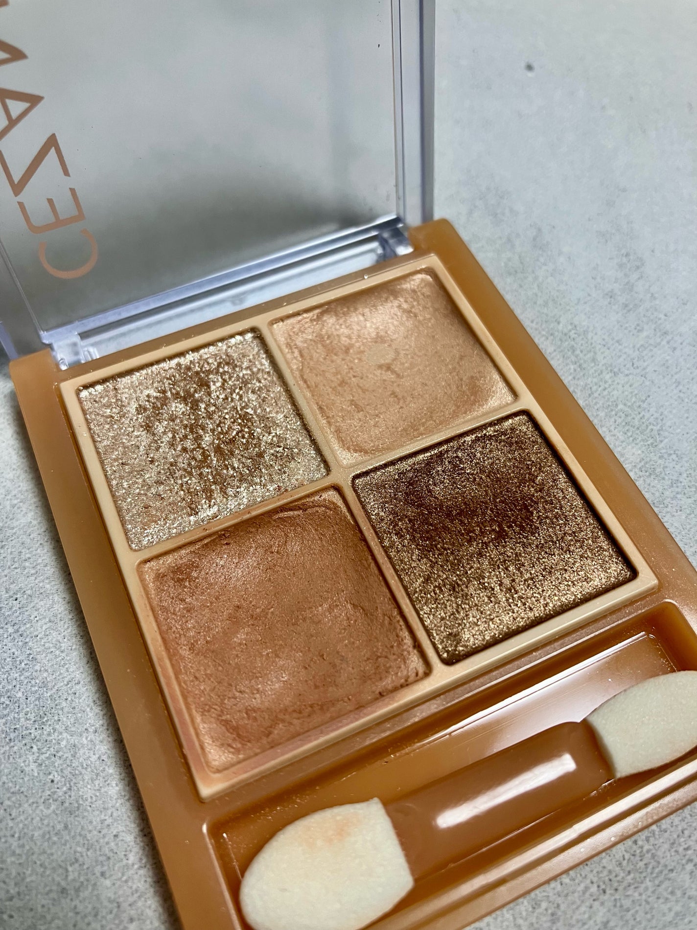 ベージュトーンアイシャドウ/CEZANNE/アイシャドウパレットを使ったクチコミ(1枚目)