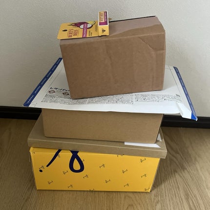 ひとりコスメ部 フォロバ100 on LIPS 「コスメなど届いたやつ。徐々に投稿していきます。私物の投稿もした..」(1枚目)