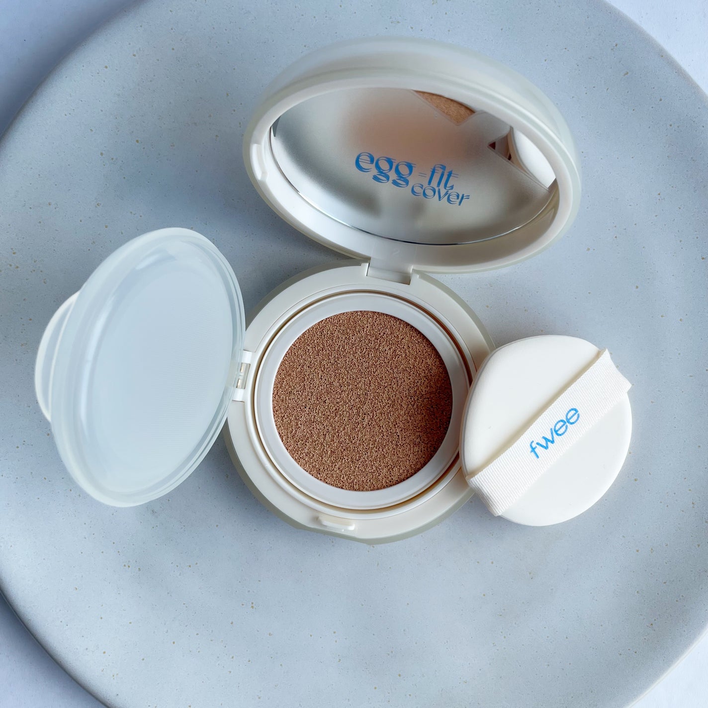 フィー クッションエッグフィットカバー/fwee/クッションファンデーションを使ったクチコミ(2枚目)