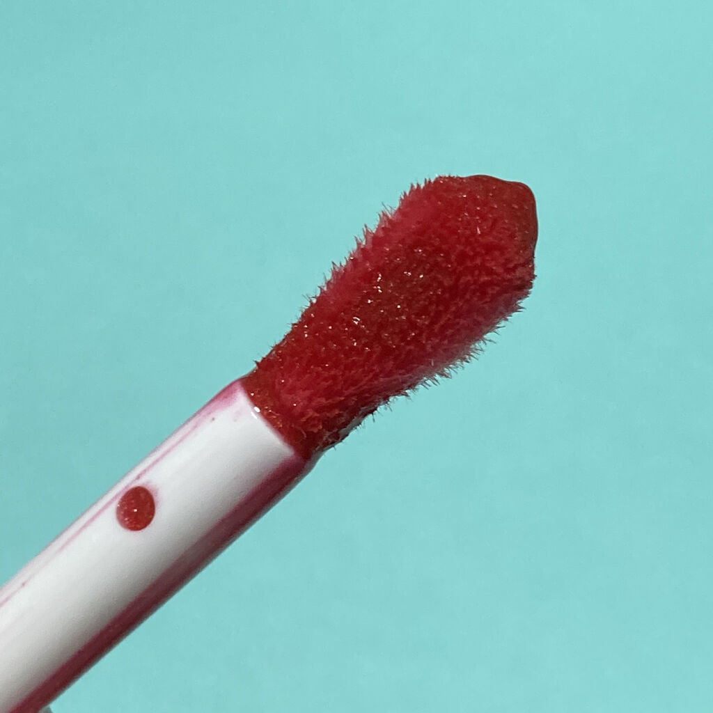 コンフォート リップオイル シマー 07 レッドホット/CLARINS/リップグロスを使ったクチコミ（3枚目）