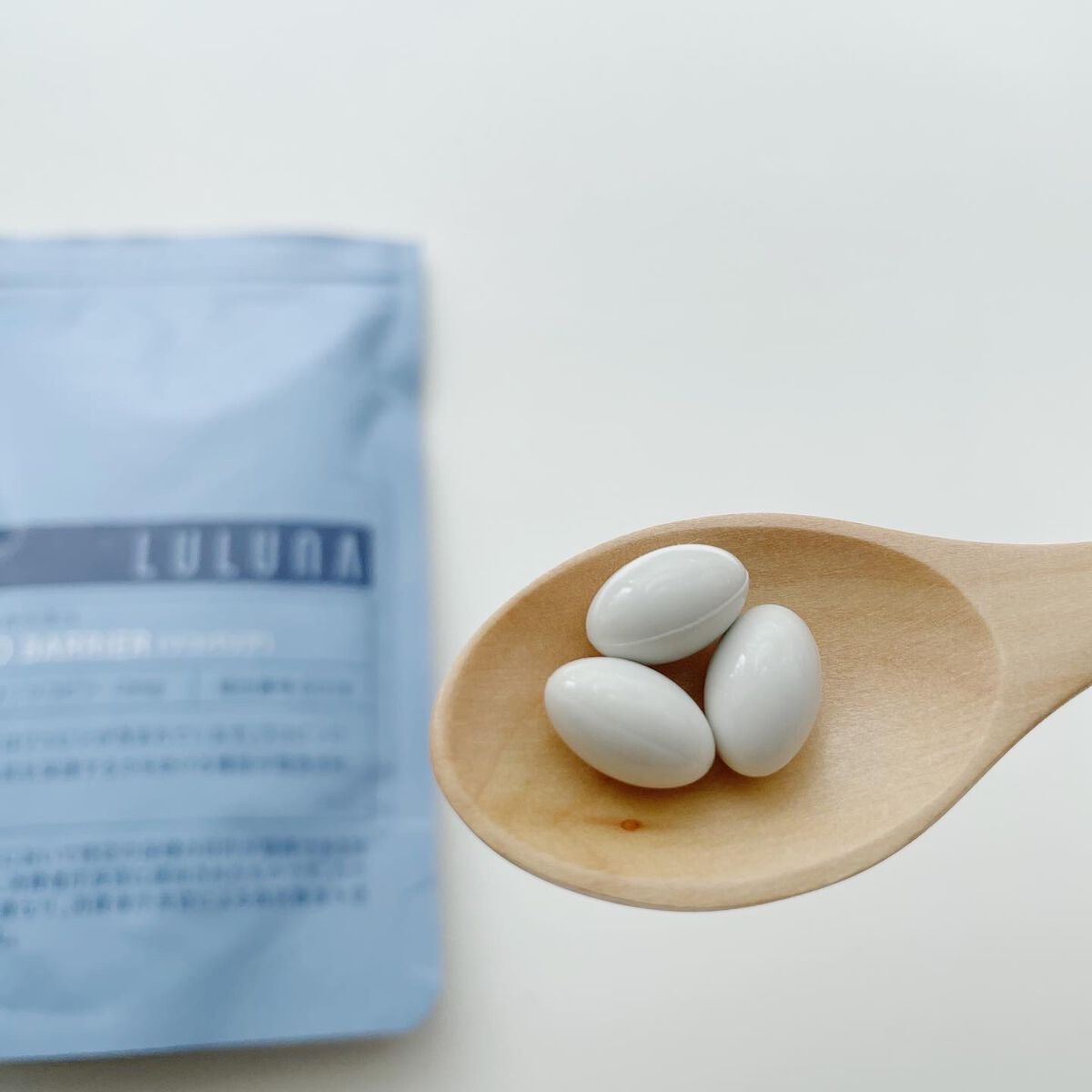 Runa on LIPS 「..▶︎LULUNA LYCOBARRIER(リコバリア) 9..」(4枚目)