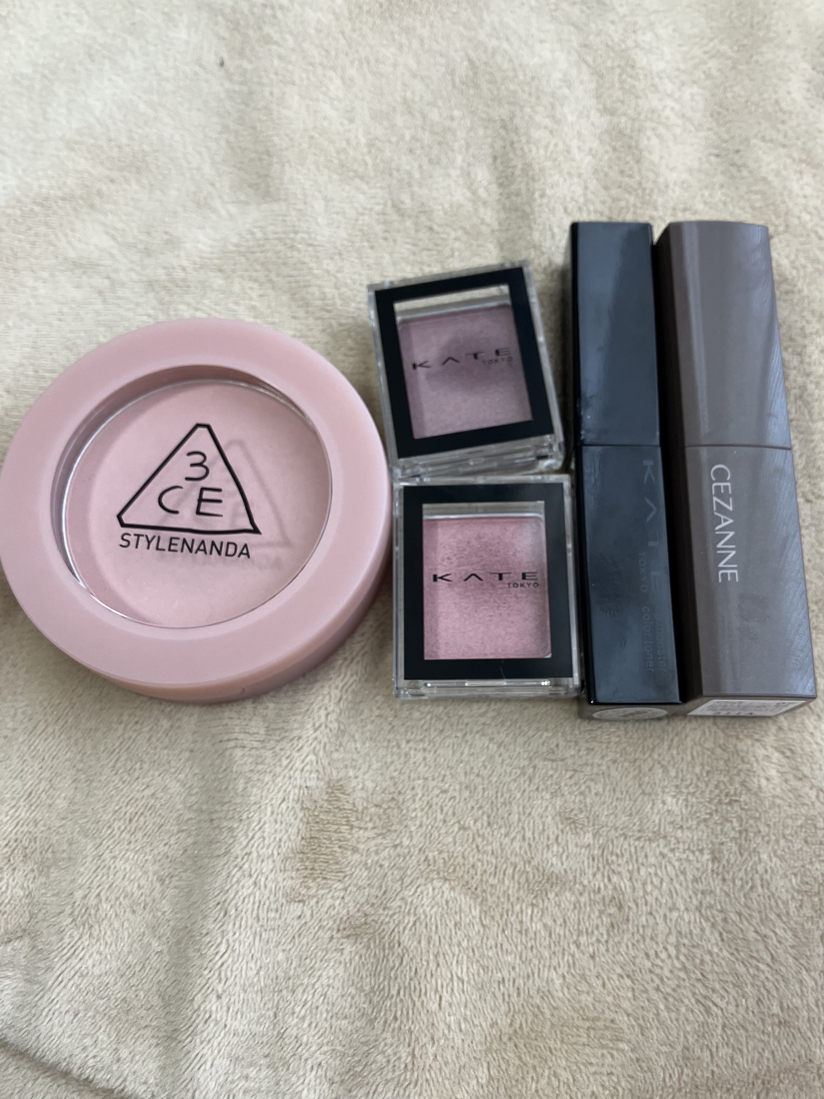 ケイト ザ アイカラー Ｍ111（Web限定）/KATE/単色アイシャドウを使ったクチコミ（1枚目）