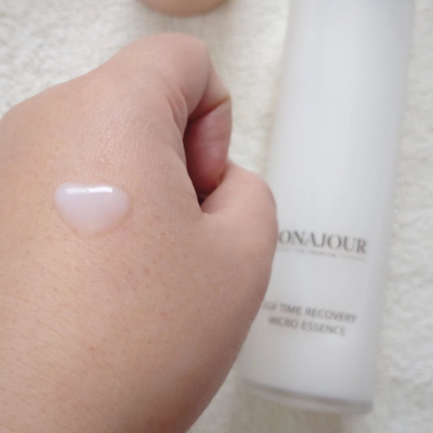 イージーエフタイムリカバリーマイクロエッセンス/Bonajour/美容液を使ったクチコミ(5枚目)