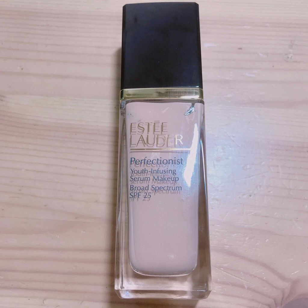 パーフェクション二スト ユースインヒュージング メイクアップ SPF25/ESTEE LAUDER/リキッドファンデーションを使ったクチコミ（1枚目）