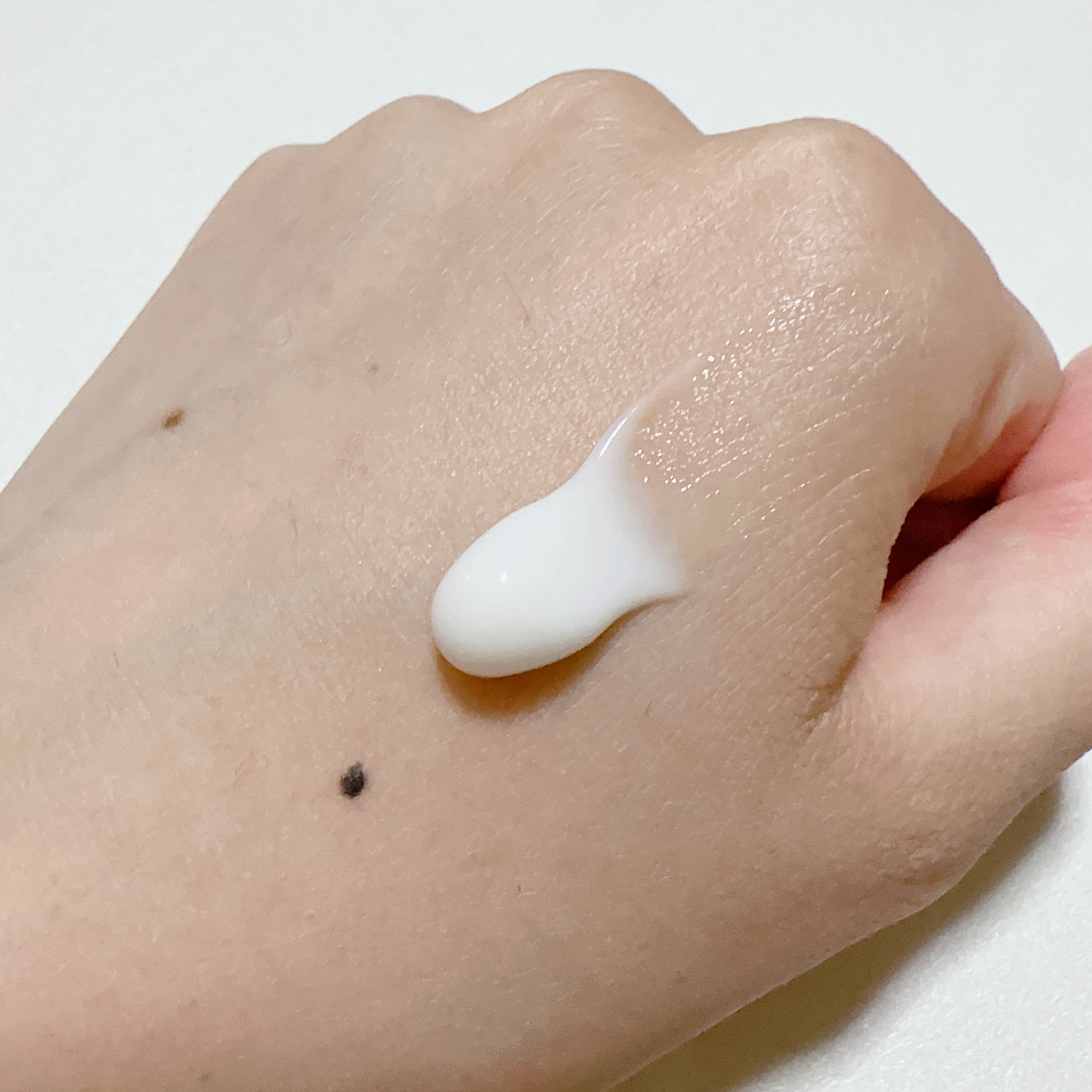 ハイドロ クリーム/Simplog./フェイスクリームを使ったクチコミ（3枚目）