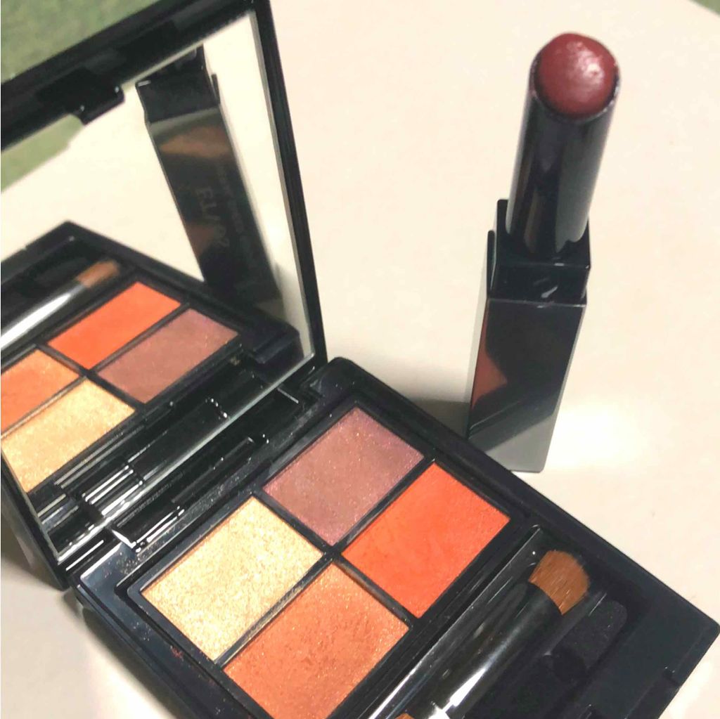 shiny_blush_fon on LIPS 「ETVOSミネラルクラッシィシャドーオータムリーブスアイカラー..」(1枚目)