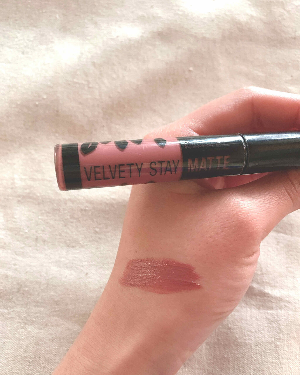 ベルベティ ステイ マット/リンメル ロンドン/口紅を使ったクチコミ（2枚目）