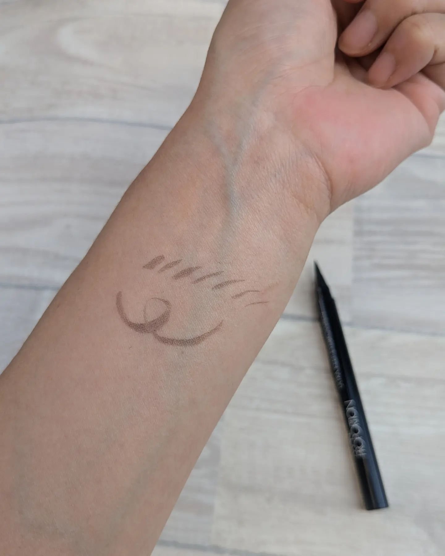 ウルトラキープアイブロウペン ダークブラウン/メイクプロポーション/眉ティントを使ったクチコミ（3枚目）