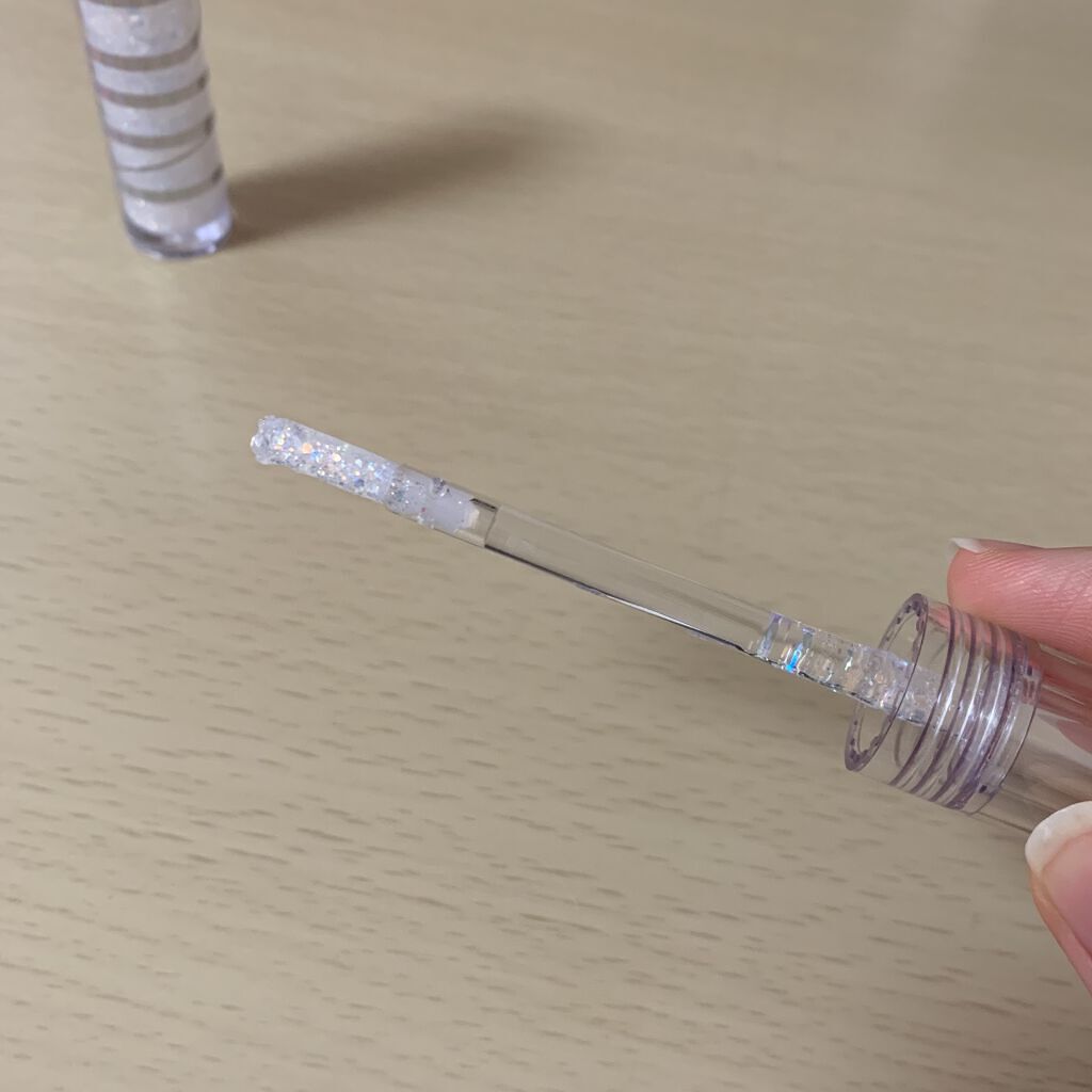 DAZE EYE GLITTER/4OIN /リキッドアイシャドウを使ったクチコミ（2枚目）