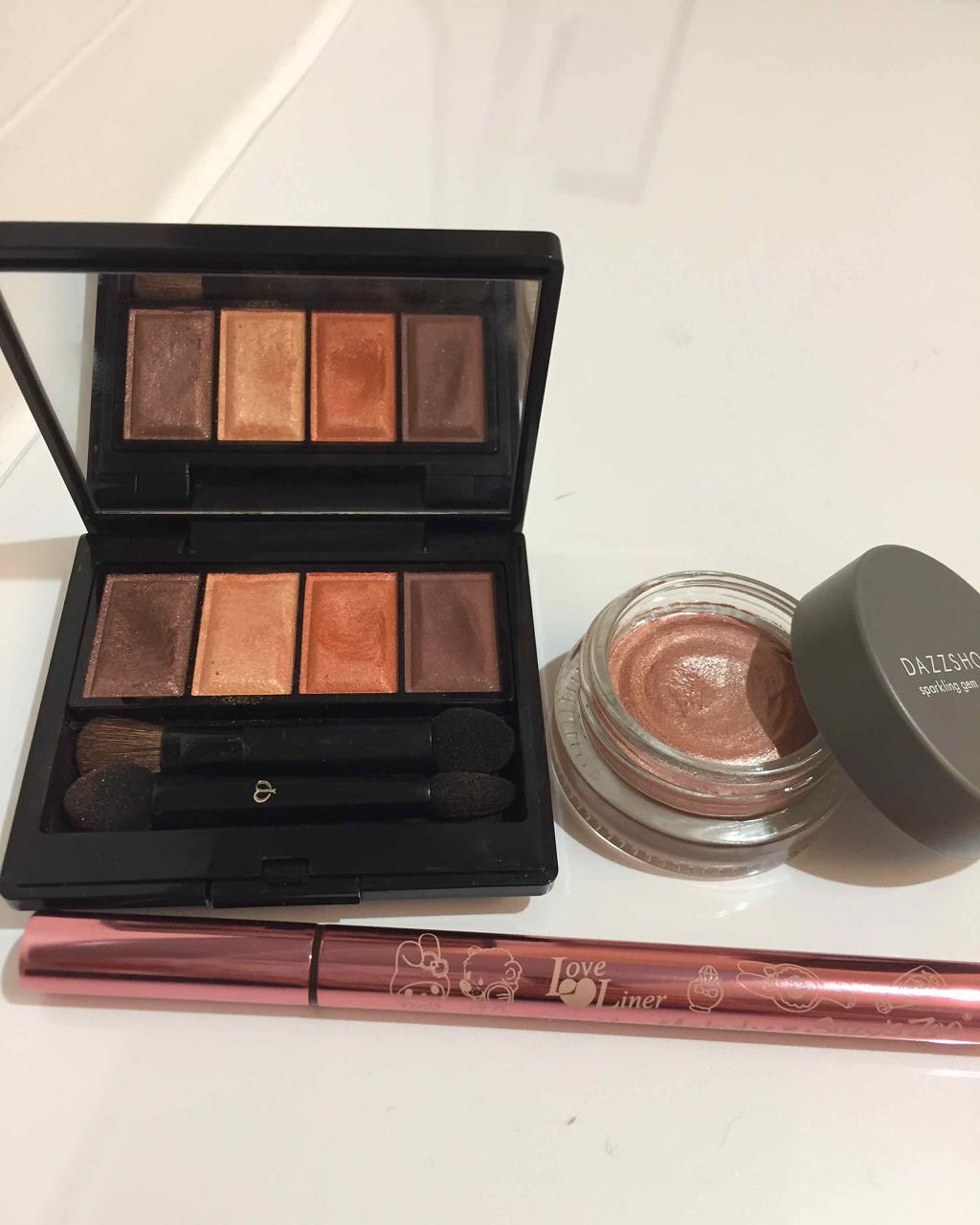 スパークリング ジェム/DAZZSHOP/ジェル・クリームアイシャドウを使ったクチコミ(1枚目)