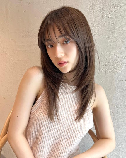 HARUNA on LIPS 「たっぷりレイヤー♡顎下辺りからスタートした、大人上品なレイヤー..」(4枚目)