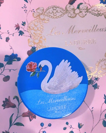 レ・メルヴェイユーズ ラデュレ チーク ブラッシュのクチコミ「🥀Les Merveilleuses LADURÉE🥀
ーSILKY PRESSED POWD.....」（1枚目）