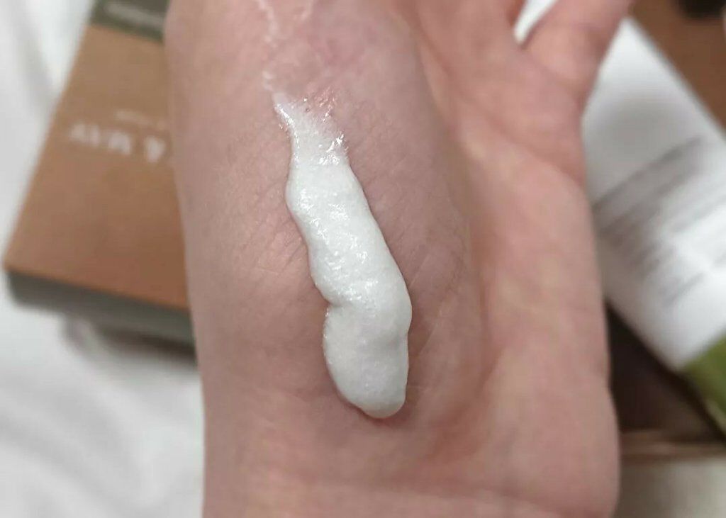 ドクダミティーツリー毛穴クレンジングフォーム/MARY&MAY/クレンジングクリームを使ったクチコミ(3枚目)