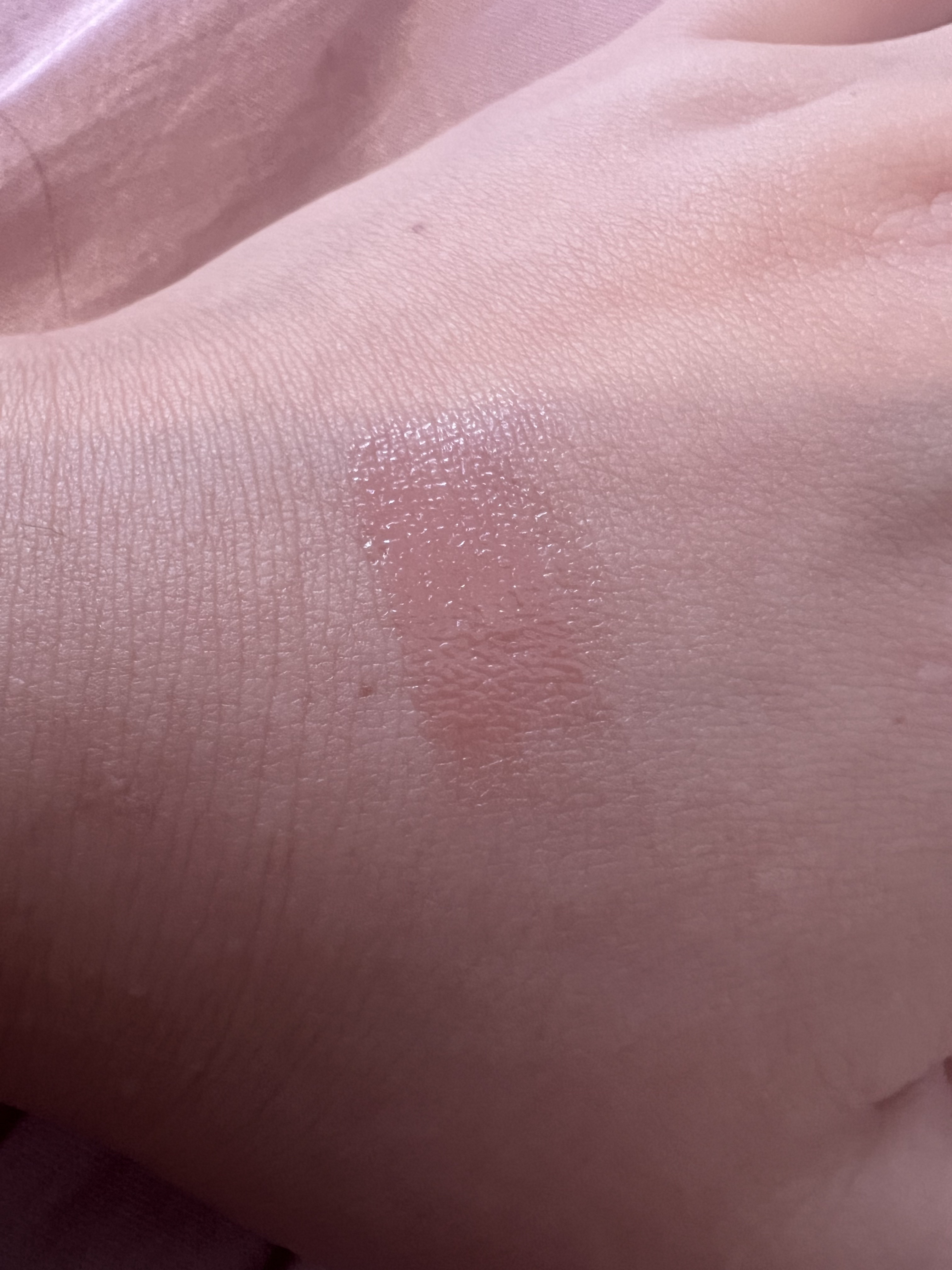 つやぷるリップR 101 曖昧P I N K【新】/b idol/口紅を使ったクチコミ（3枚目）