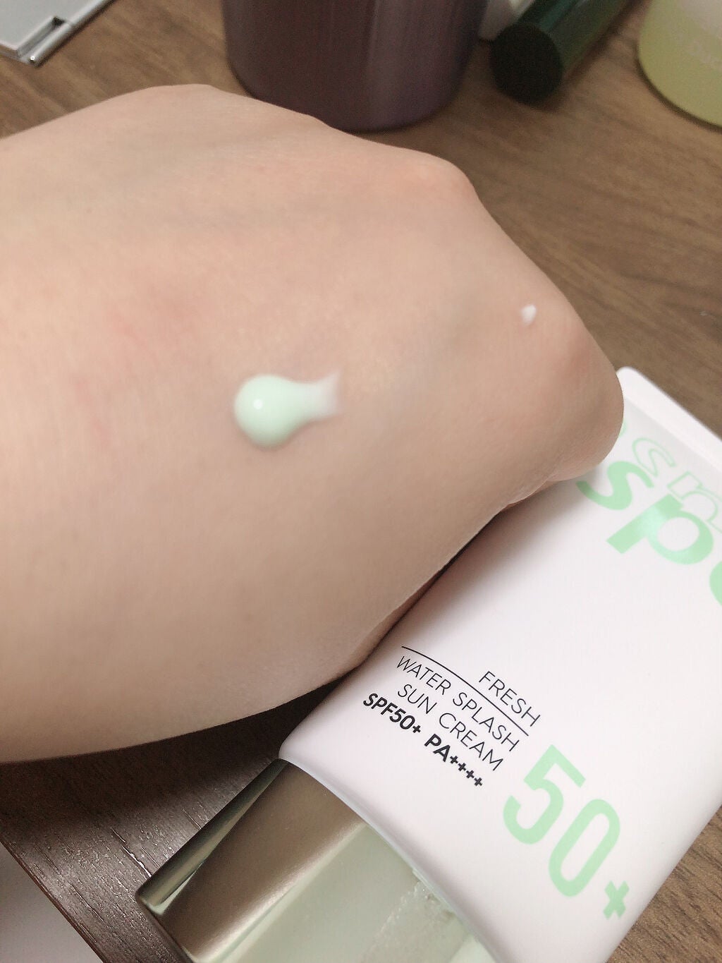 ウォータースプラッシュサンクリーム/espoir/日焼け止め・UVケアを使ったクチコミ(2枚目)