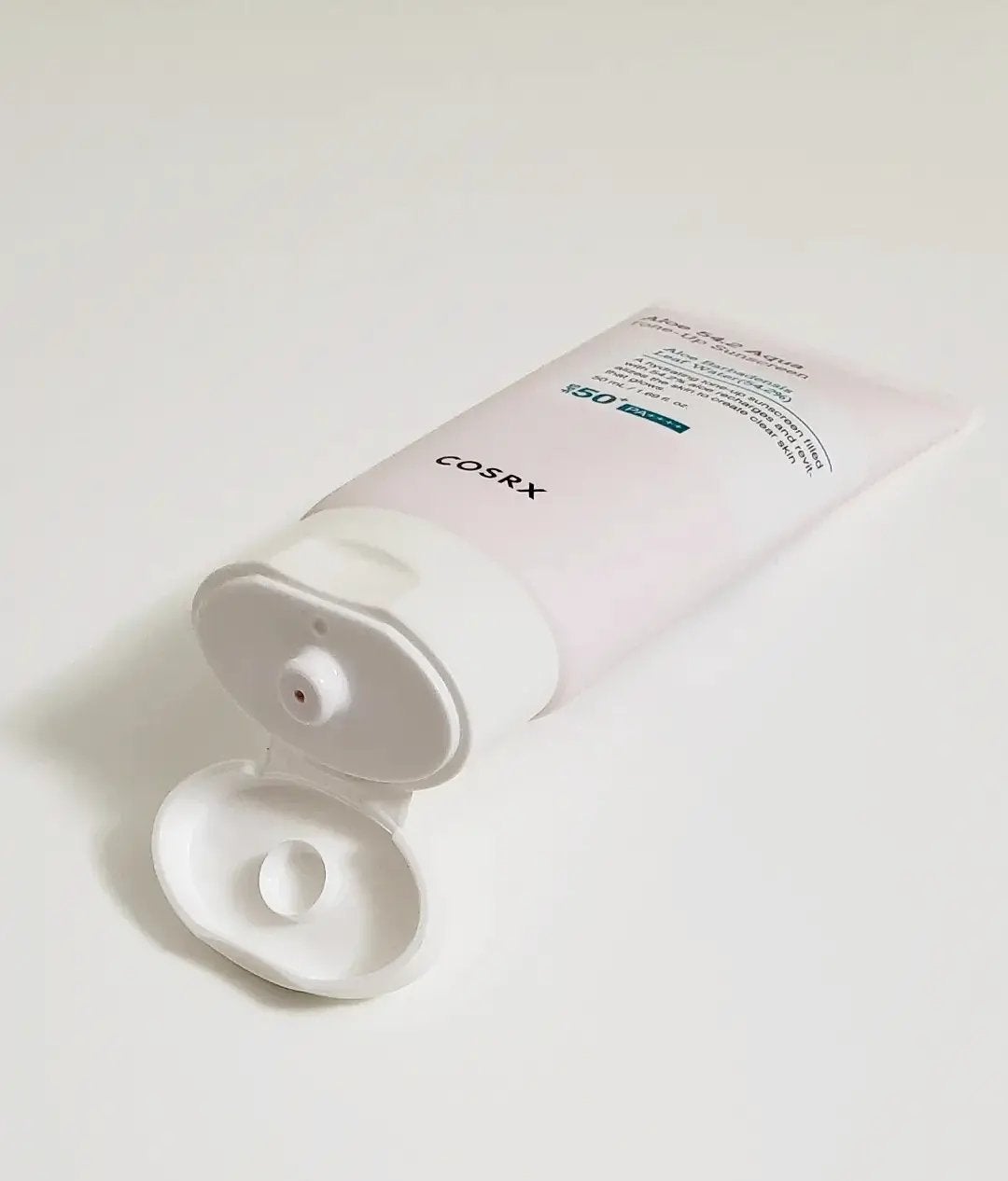 アロエ54.2アクアトーンアップUVクリーム SPF50+ PA++++/COSRX/日焼け止めクリームを使ったクチコミ(2枚目)