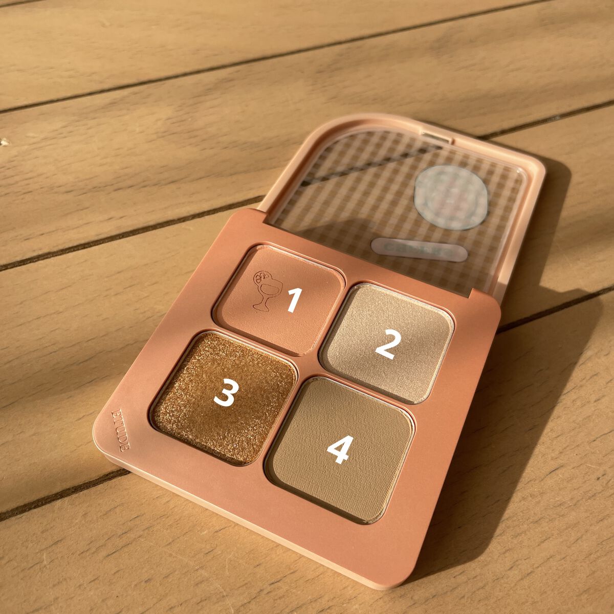 カカオフレンズ　プレイカラーアイズ　/ETUDE/アイシャドウパレットを使ったクチコミ（2枚目）