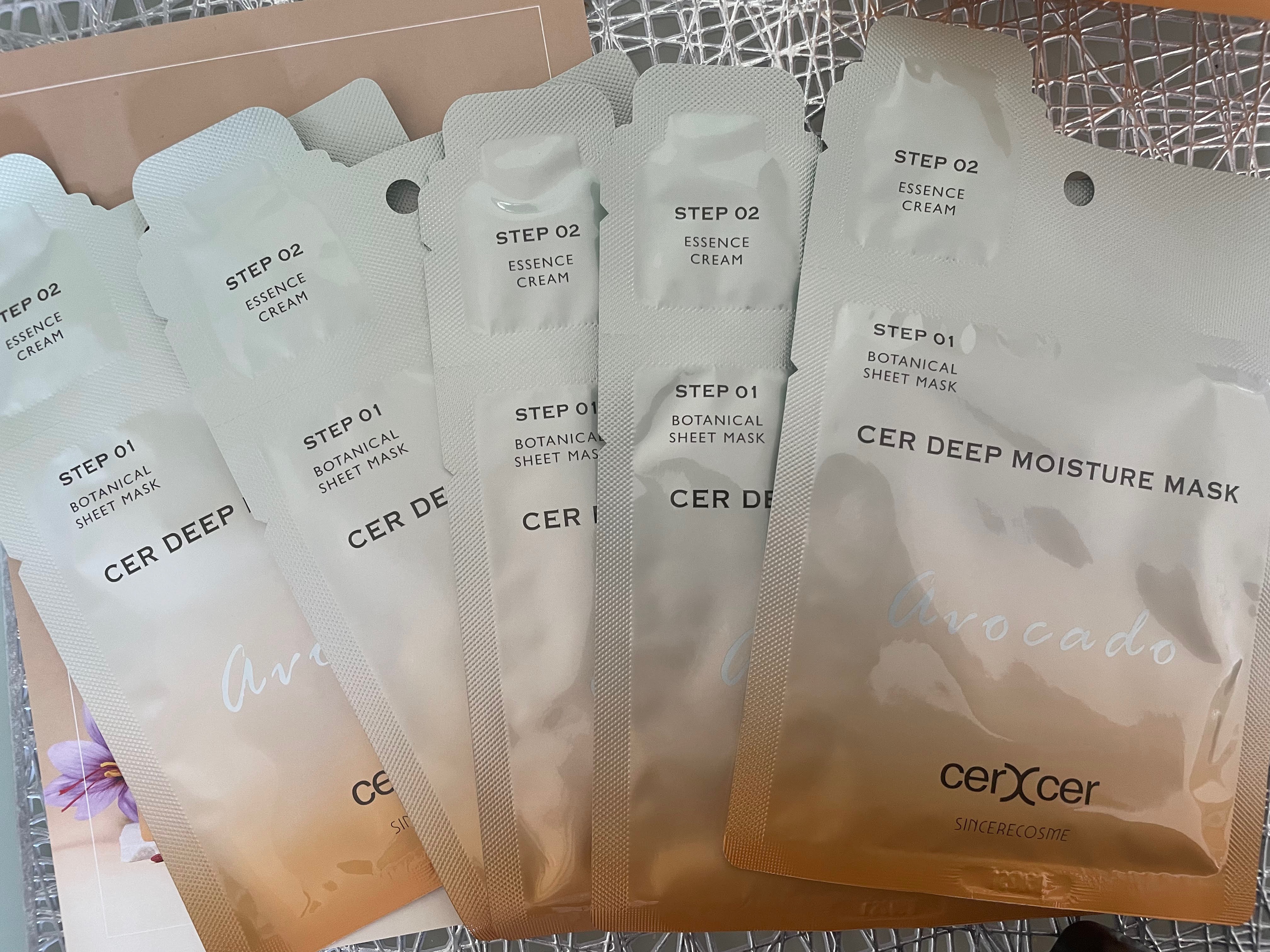 ディープモイスチャー マスク　(ケアクリーム付き)/cerXcer/シートマスク・パックを使ったクチコミ（2枚目）