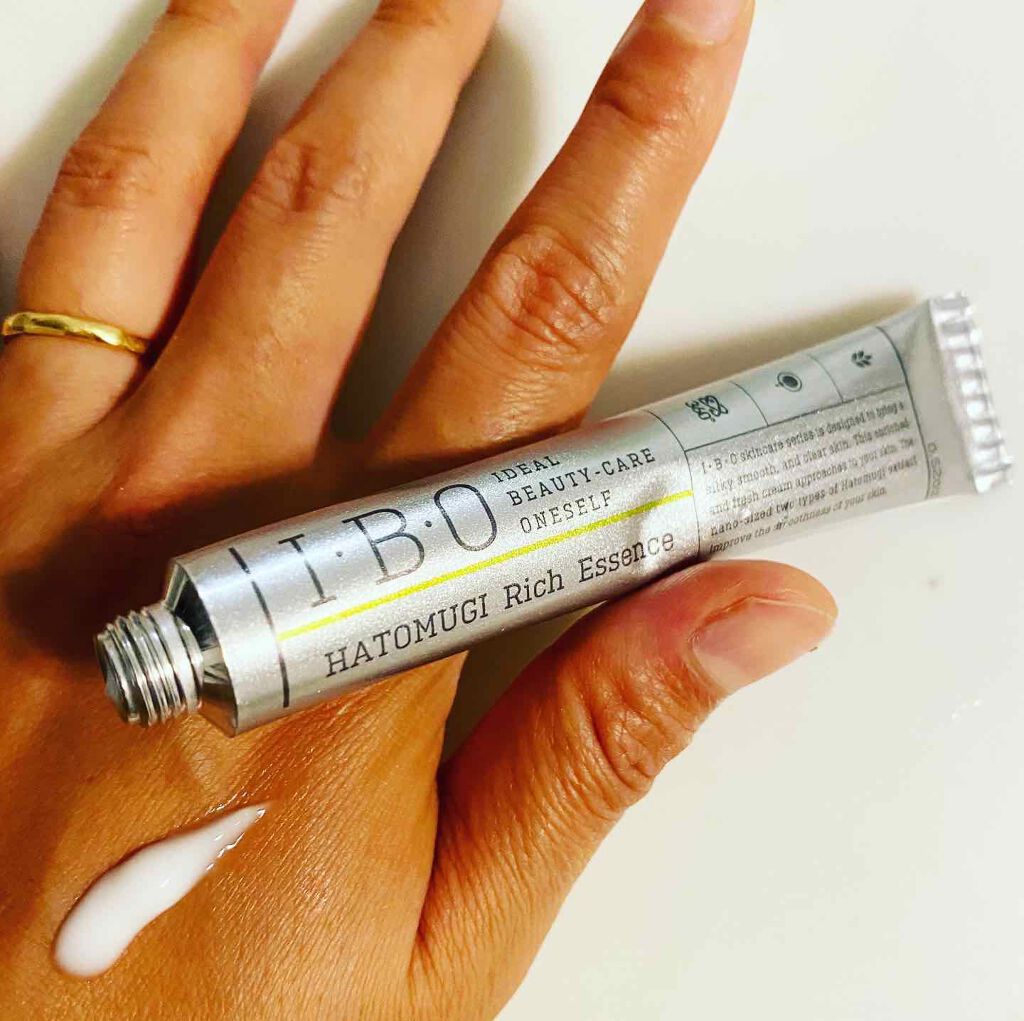 Ｉ･Ｂ･Ｏ ハトムギ配合リッチエッセンス/大人肌研究所/美容液を使ったクチコミ（2枚目）