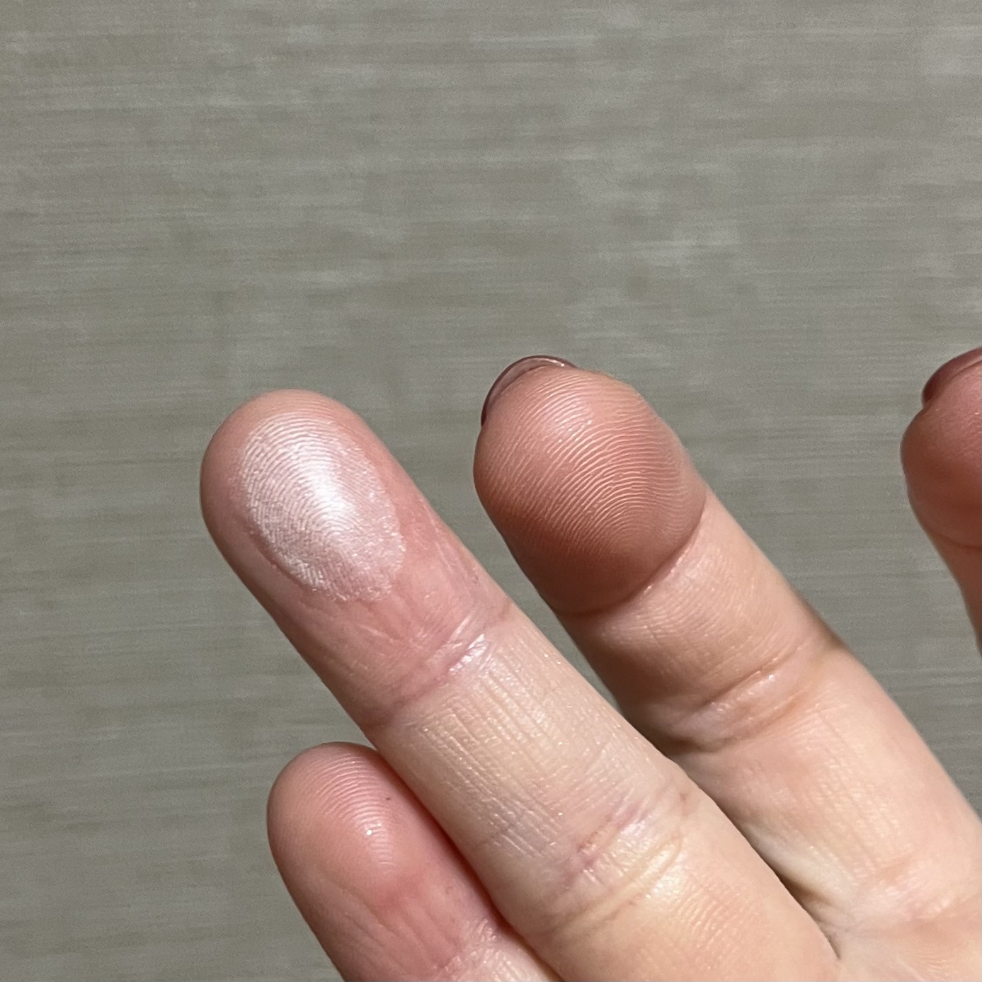 エレガンス アティミエル ヴェール/Elégance/プレストパウダーを使ったクチコミ（3枚目）