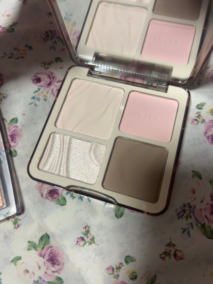 【旧】ディオール バックステージ フェイス グロウ パレット/Dior/ハイライトを使ったクチコミ(3枚目)