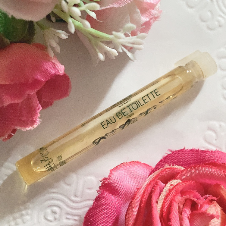 カボティーヌ オーデトワレ スプレー/グレ/香水(レディース)を使ったクチコミ（2枚目）