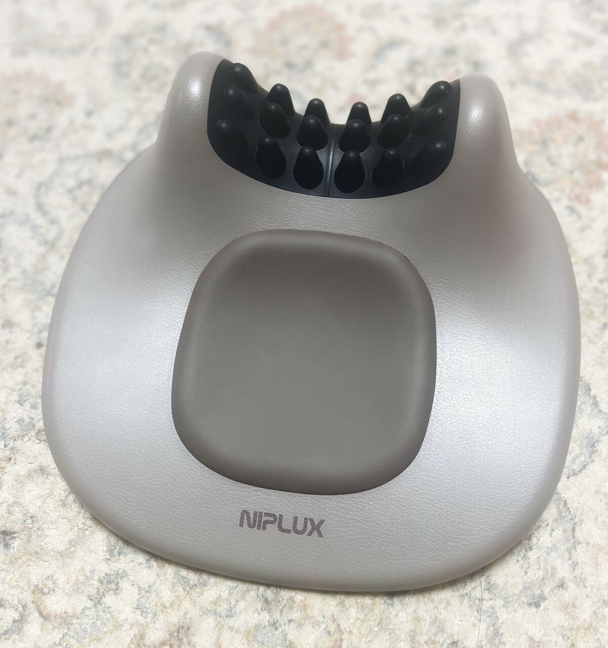 NECK PREMS/NIPLUX/ネックマッサージャーを使ったクチコミ（1枚目）