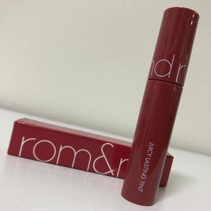 ジューシーラスティングティント/rom&nd/リップティントを使ったクチコミ(2枚目)