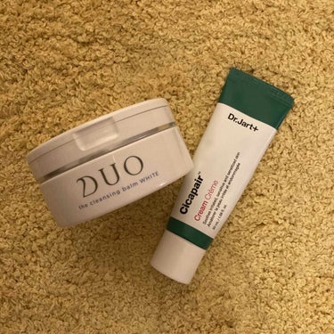 DUO🏰

ザ クレンジングバーム ホワイト
赤もテスターで試したことあるのですが、そのときは買い続けられないと思ったので本品を買ったのはこれが初めてです！私は朝の時短にバームタイプのクレンジングが一番