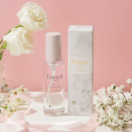 ボディミスト ホワイトフローラル/フィアンセ/香水(レディース)を使ったクチコミ(1枚目)