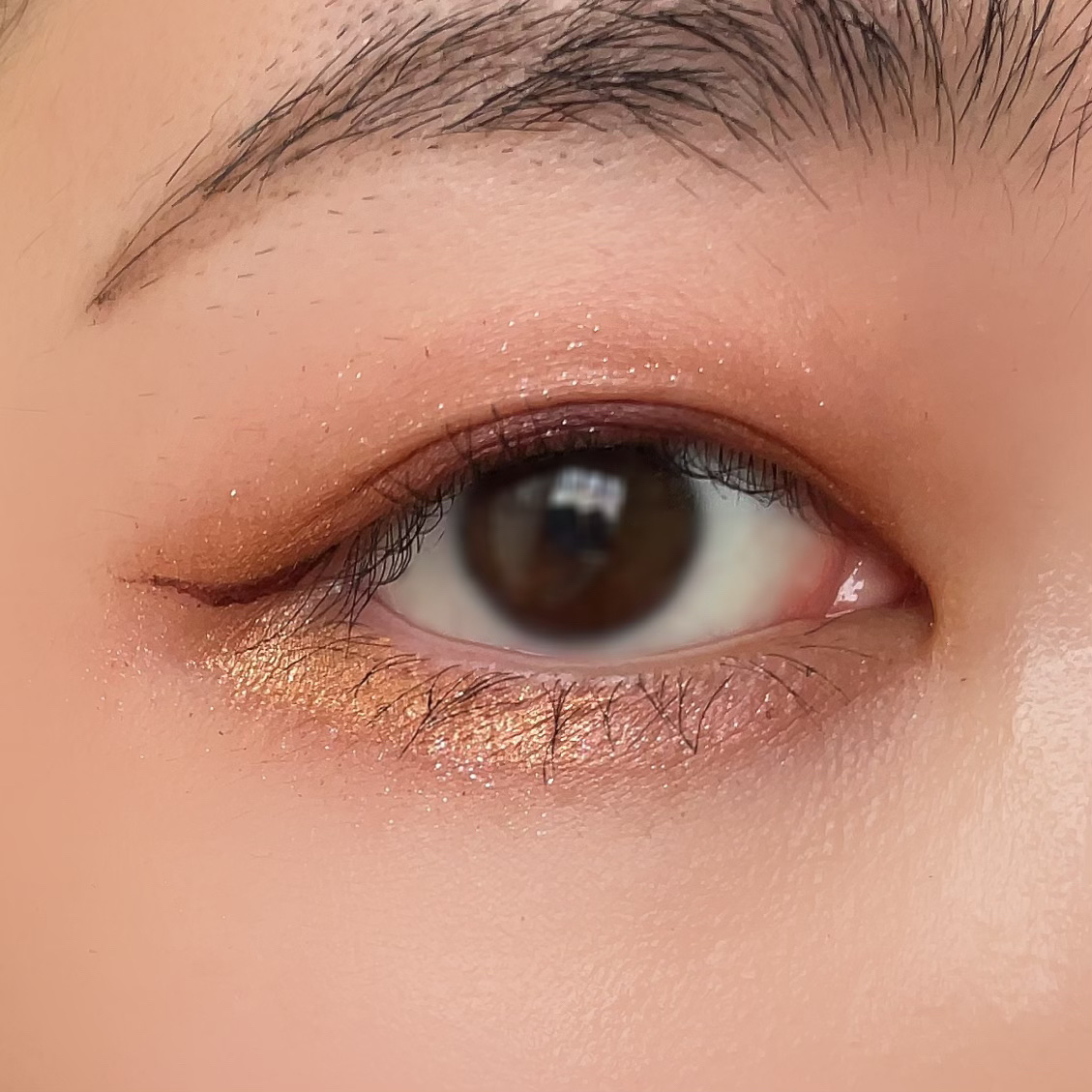 プリズムインアイズ BR401 ゴールドライニング/ETUDE/単色アイシャドウを使ったクチコミ（3枚目）