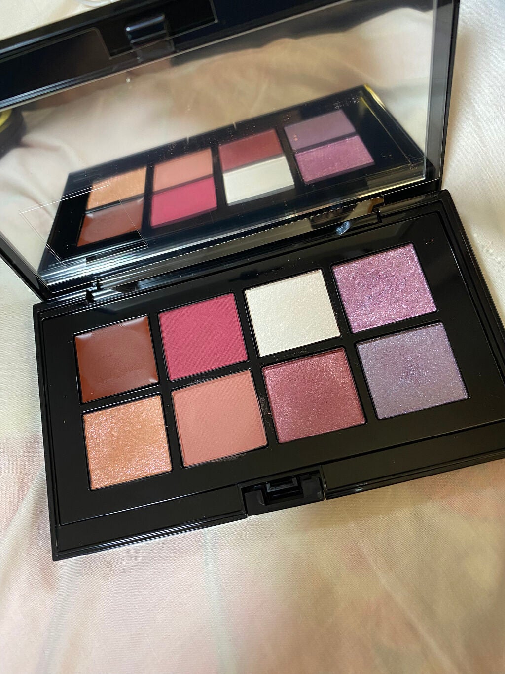 コンパクトアディクション “エターナル イン ピンク”/ADDICTION/アイシャドウパレットを使ったクチコミ(2枚目)