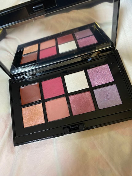 コンパクトアディクション “エターナル イン ピンク”/ADDICTION/アイシャドウパレットを使ったクチコミ(2枚目)