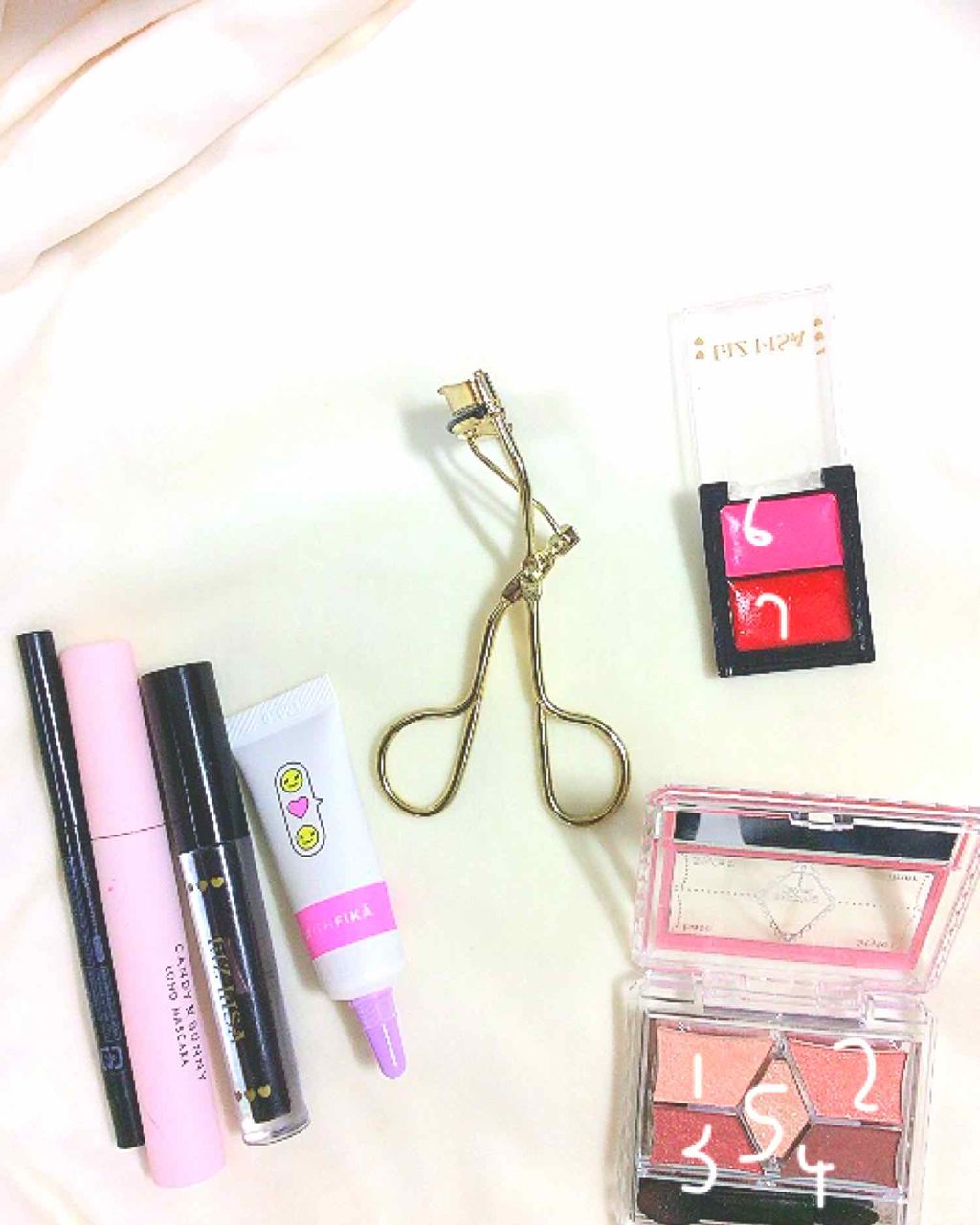 【旧品】パーフェクトスタイリストアイズ/キャンメイク/アイシャドウパレットを使ったクチコミ(4枚目)