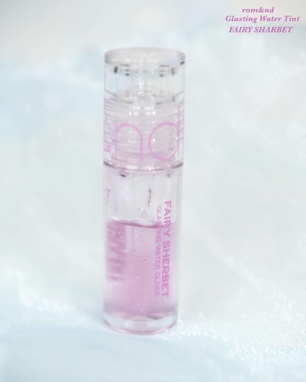 グラスティングウォーターグロス/rom&nd/リップグロスを使ったクチコミ(2枚目)