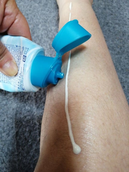 ビオレUV アクアリッチ ライトアップエッセンス/ビオレ/日焼け止めクリームを使ったクチコミ(2枚目)