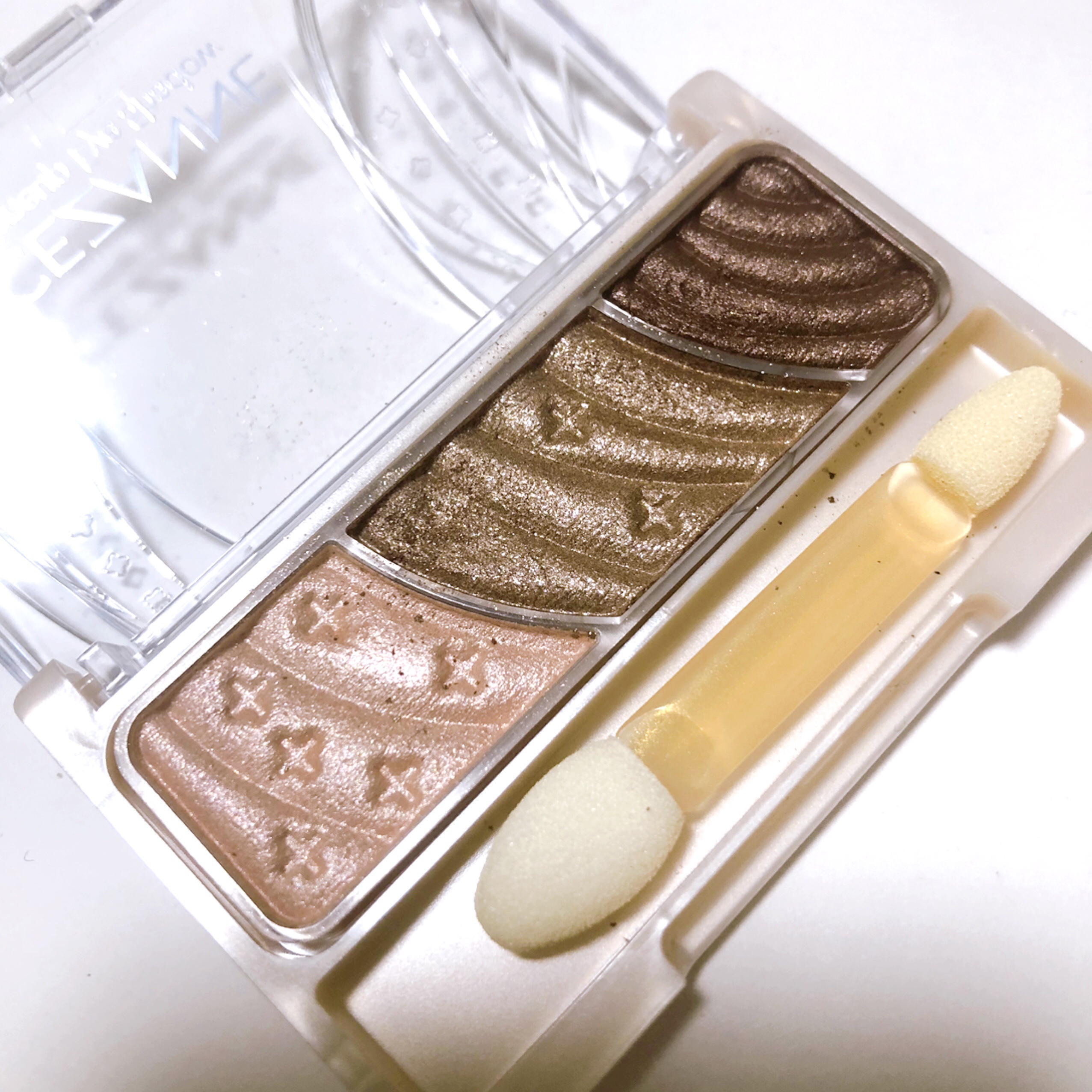 トーンアップアイシャドウ/CEZANNE/アイシャドウパレットを使ったクチコミ（2枚目）